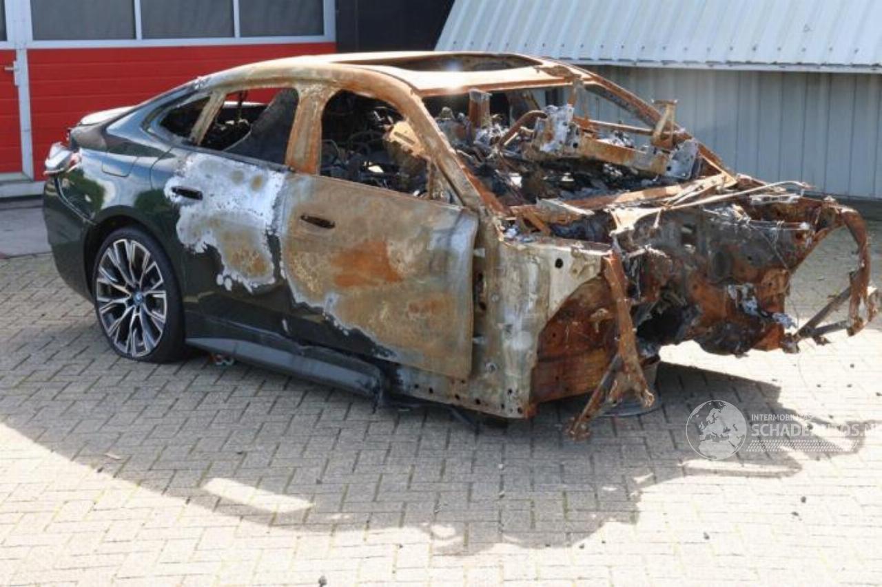 BMW i4 i4 (G26), Sedan, 2021 eDrive40 84 kWh