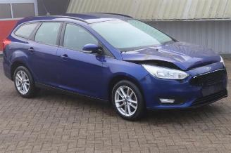demontáž osobní automobily Ford Focus Focus 3 Wagon, Combi, 2010 / 2020 1.0 Ti-VCT EcoBoost 12V 125 2017/4
