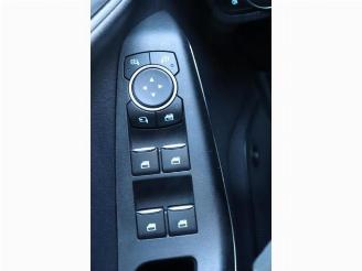 Ford Fiesta Fiesta 7, Hatchback, 2017 1.0 EcoBoost 12V picture 25