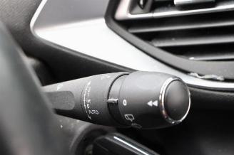 Peugeot 308 308 SW (L4/L9/LC/LJ/LR), Combi 5-drs, 2014 / 2021 1.5 BlueHDi 130 picture 21