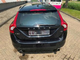 Volvo V-60 V60 I (FW/GW), Combi, 2010 / 2018 1.6 T3 16V picture 4