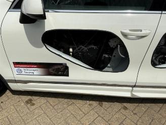 Volkswagen Touareg Touareg (7PA/PH), SUV, 2010 / 2018 4.2 TDI V8 DPF 32V picture 23