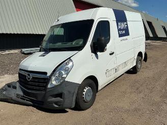 Vaurioauto  passenger cars Opel Movano Movano, Van, 2010 / 2021 2.3 CDTi Biturbo 16V FWD 2017/5