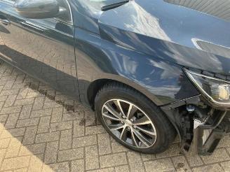 Peugeot 308 308 SW (L4/L9/LC/LJ/LR), Combi 5-drs, 2014 / 2021 1.2 12V e-THP PureTech 110 picture 28