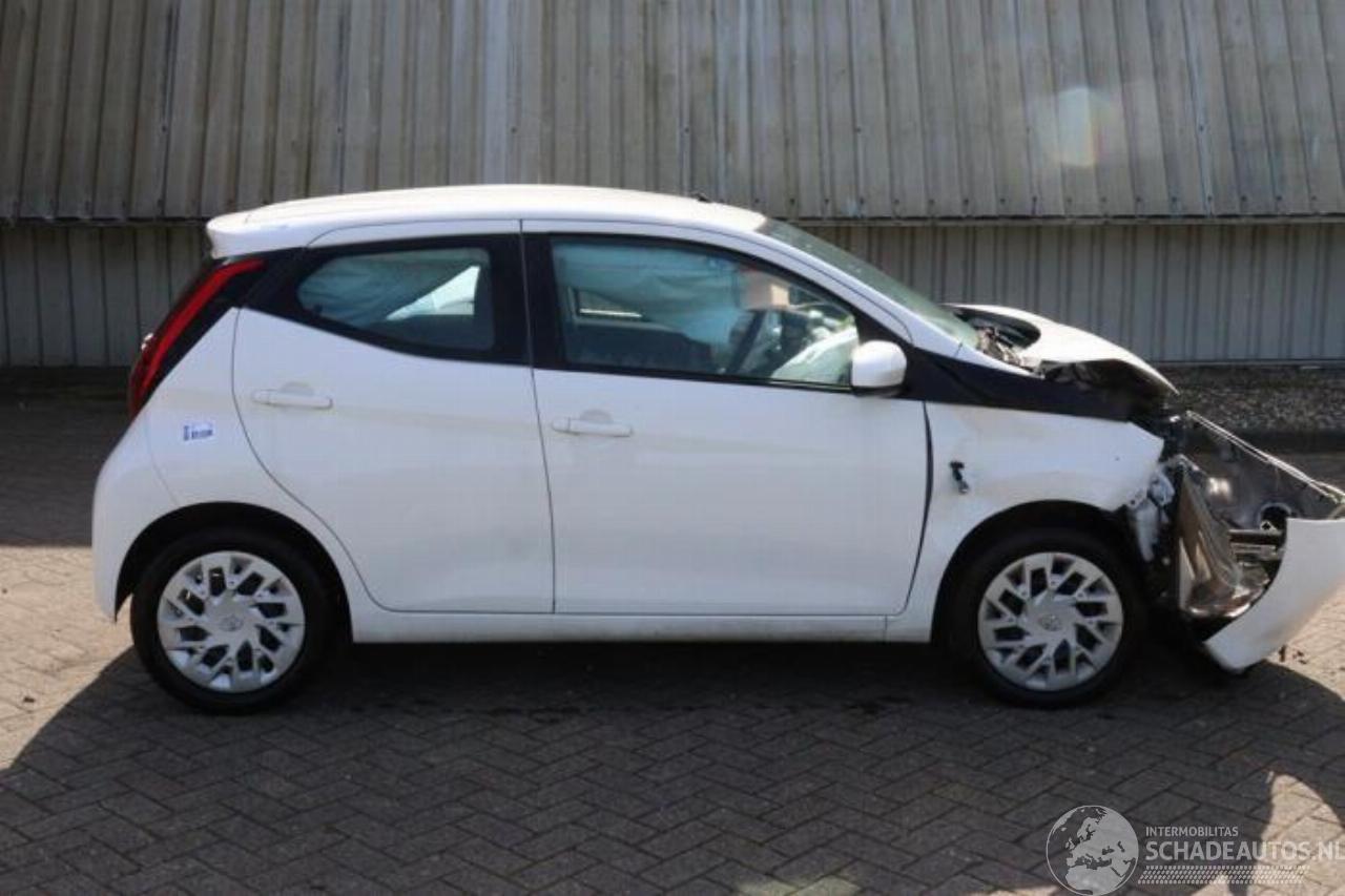 Toyota Aygo Aygo (B40), Hatchback, 2014 1.0 12V VVT-i