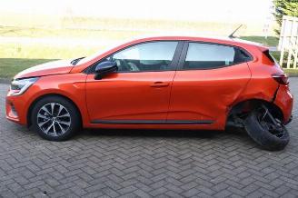 Renault Clio Clio V (RJAB), Hatchback 5-drs, 2019 1.6 E-Tech 145 16V picture 4