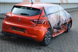 rozbiórka samochody osobowe Renault Clio Clio V (RJAB), Hatchback 5-drs, 2019 1.6 E-Tech 145 16V 2022/10