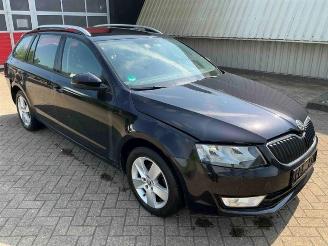 Salvage car Skoda Octavia Octavia Combi (5EAC), Combi 5-drs, 2012 / 2020 1.6 TDI Greenline 16V 2014/3