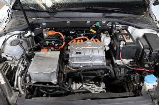 Volkswagen e-Golf Golf VII (AUA), Hatchback, 2012 / 2021 e-Golf picture 11