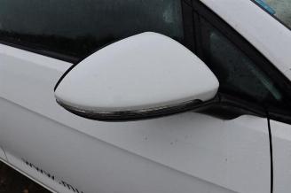 Volkswagen e-Golf Golf VII (AUA), Hatchback, 2012 / 2021 e-Golf picture 34