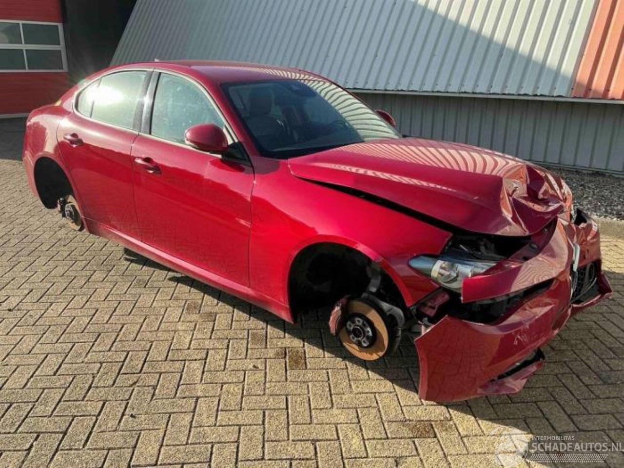 Alfa Romeo Giulia Giulia (952), Sedan, 2015 2.2d 150 16V