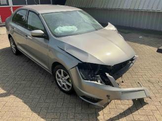 krockskadad bil auto Seat Toledo Toledo (NHAA), Liftback, 2012 / 2019 1.2 TSI 2015/6