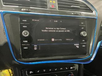 Volkswagen Tiguan Tiguan (AD1), SUV, 2016 / 2024 2.0 TDI 16V 4Motion picture 12