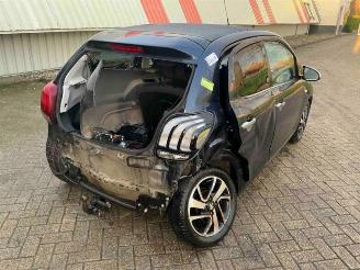 Peugeot 108 108, Hatchback, 2014 1.0 12V picture 3