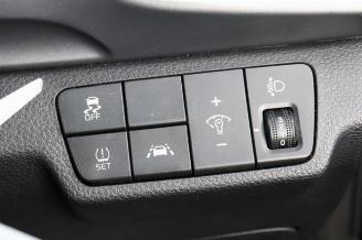 Kia Stonic Stonic (YB), SUV, 2017 1.0i T-GDi 12V picture 31