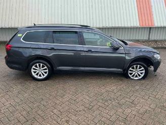 Volkswagen Passat Passat Variant (3G5), Combi, 2014 / 2024 1.6 TDI 16V picture 2