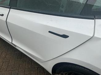 Tesla Model 3 Model 3, Sedan, 2017 Performance AWD 78 kWh picture 32