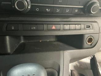 Peugeot Expert Expert (V1/VA/VB/VE/VF/VT/VY), Van, 2016 1.5 BlueHDi 100 picture 21