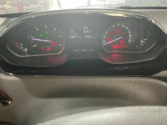 Peugeot 208 208 I (CA/CC/CK/CL), Hatchback, 2012 / 2019 1.6 Blue HDi 100 picture 29