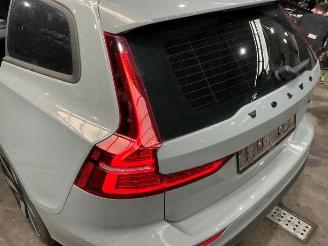 Volvo V-60 V60 II (ZW), Combi, 2018 2.0 B3 16V Mild Hybrid picture 23