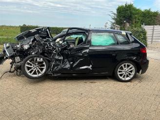 Audi A3 A3 Sportback (8VA/8VF), Hatchback 5-drs, 2012 / 2020 1.0 TFSI 12V picture 6