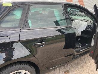 Audi A3 A3 Sportback (8VA/8VF), Hatchback 5-drs, 2012 / 2020 1.0 TFSI 12V picture 11