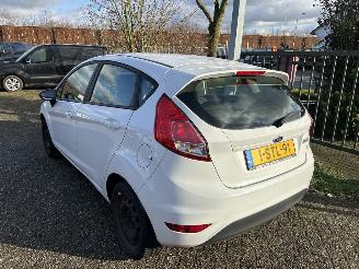 Schadeauto Ford Fiesta 1.0 STYLE 2013/12