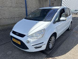 Schadeauto Ford S-Max 1.6 ECOBOOST TITANIUM 2011/10