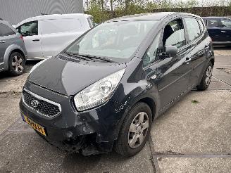 Schadeauto Kia Venga 1.4 CVVT X-TRA 2012/4