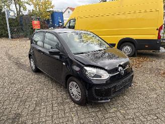 Schadeauto Volkswagen Up! 1.0 Move  up, 2016/7
