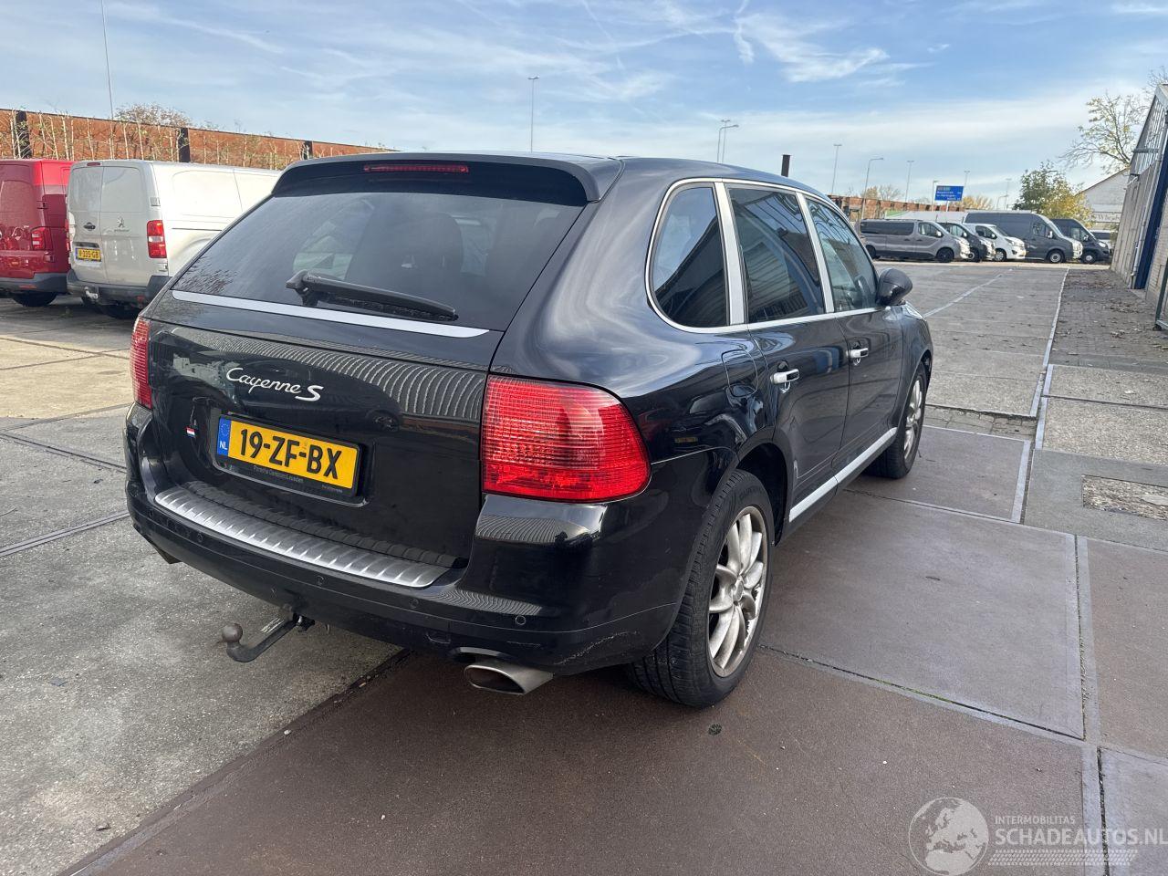 Porsche Cayenne 4.5 S