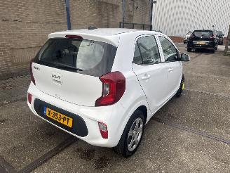Kia Picanto 1.0 DPI  Comfortline picture 3