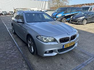 Voiture accidenté BMW 5-serie 520I M SPORT EDITION 2016/11