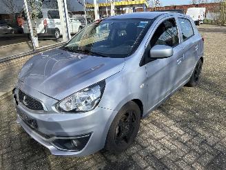 damaged passenger cars Mitsubishi Space-star 1.0 COOL+ 2019/3
