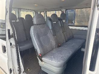 Ford Transit KOMBI  300 S  2.2 TDci  Ambienta  9 PERSOONS picture 5