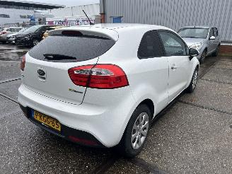 Kia Rio 1.2 CVVT PLUS PACK picture 2