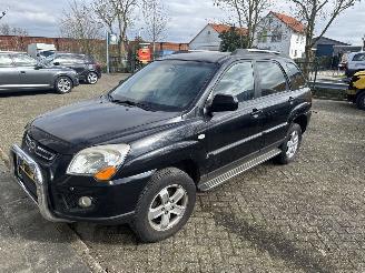 Unfallwagen Kia Sportage 2.0  CVVT  X-Ecutive 2009/1