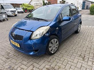 Toyota Yaris 1.3 VVTI SOL picture 4