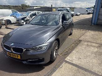 damaged passenger cars BMW 3-serie 316d  Executive 2015/9