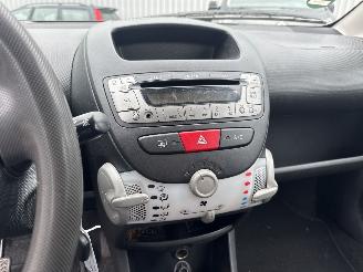 Toyota Aygo 1.0  VVT-i Now picture 7