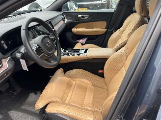Volvo V-60 2.0 T6 PLUG IN HYBRID AWD PLUS BRIGHT picture 10