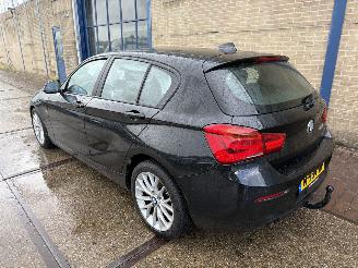 Damaged car BMW 1-serie 118 d High Executive 2017/4
