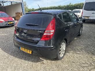 Hyundai I-30 1.6 I-MOTION picture 2