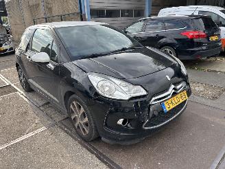 Coche accidentado Citroën DS3 1.2 VTI CHIC 2013/5