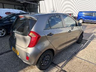 Kia Picanto 1.0 CVVT ISG  Airco picture 3