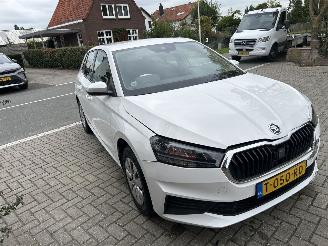 Voiture accidenté Skoda Fabia 1.0 TSI AMBITION 2023/8