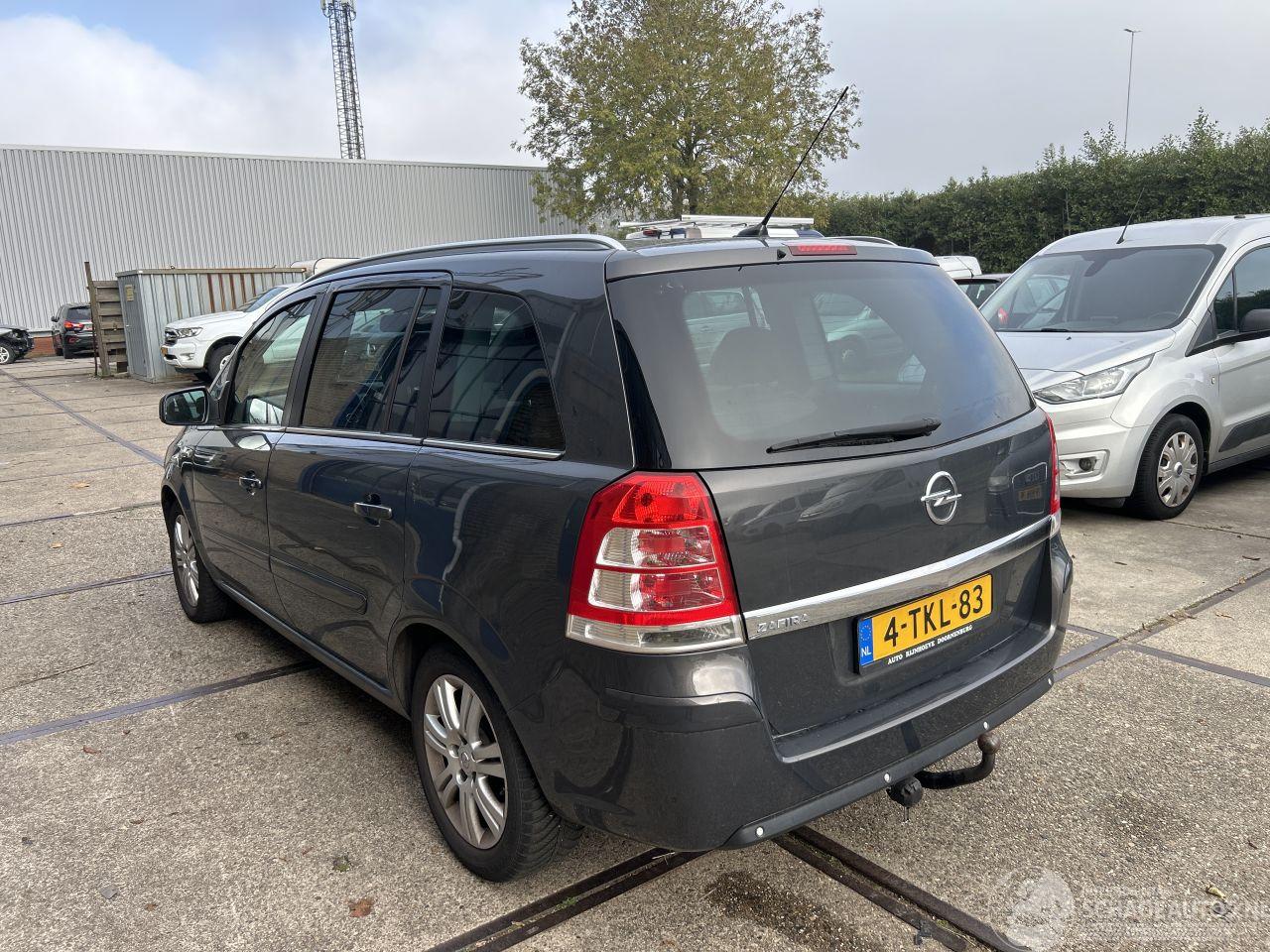 Opel Zafira 1.8  111 YEARS EDITION  7 PERSOONS