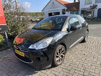 krockskadad bil auto Citroën DS3 1.2 CHIC 2013/6