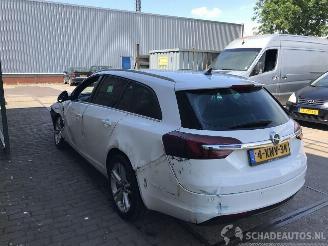 Schadeauto Opel Insignia OPEL INSIGNIA 2.0 CDTI 16V ECOFLEX 2014/9