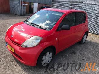 Coche siniestrado Daihatsu Sirion Sirion 2 (M3), Hatchback, 2005 1.0 12V DVVT 2006/5